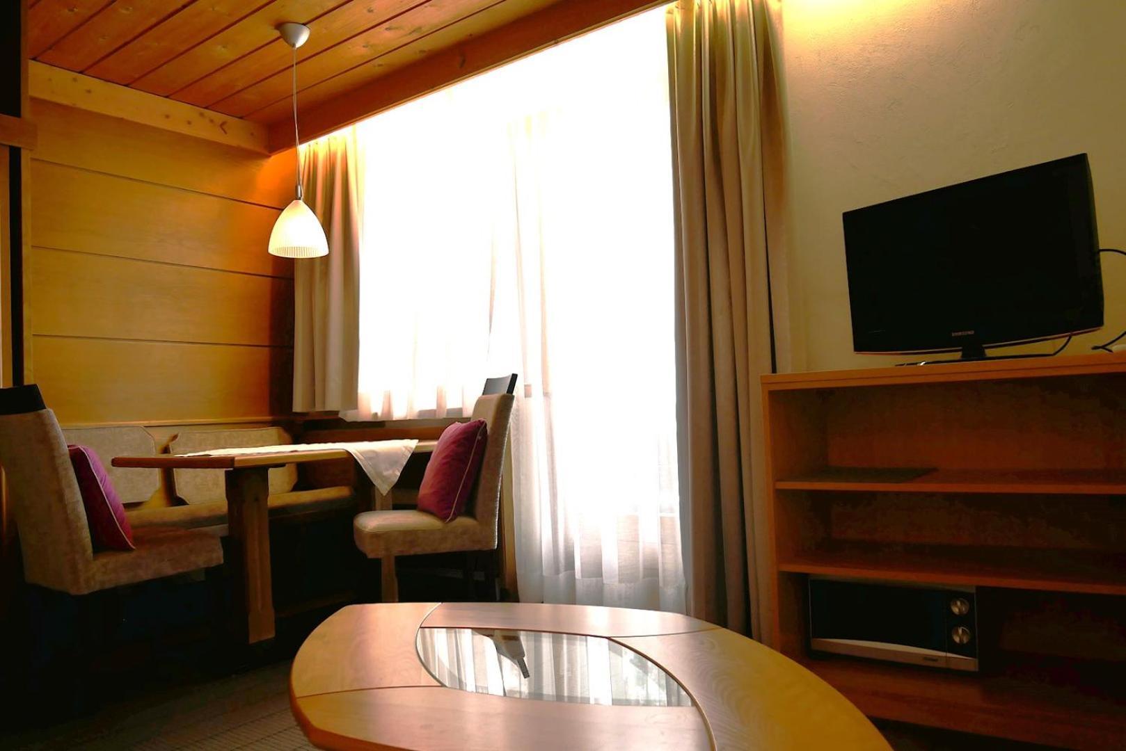 Hotel Garni Bergsonne Samnaun Oda fotoğraf